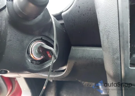 2013 Nissan Rogue S z USA, uszkodzony, nr VIN JN8AS5MT5DW554304